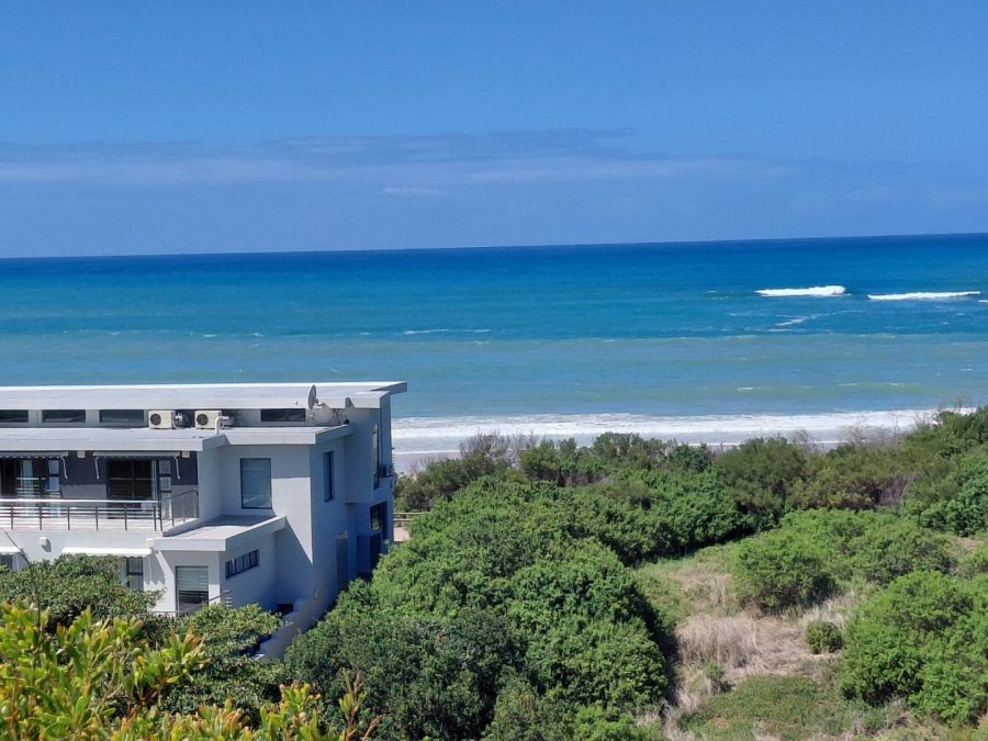 Commercial Property for Sale in Paradise Beach Eastern Cape